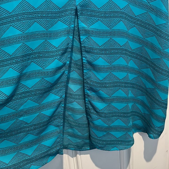 TORRID - Picture 5 of 5